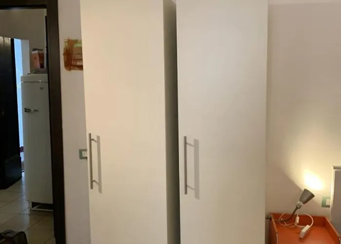 Backpackers House